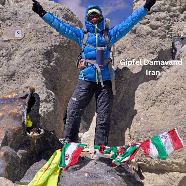 Sabine Tscharntke Yoga macht gluecklich