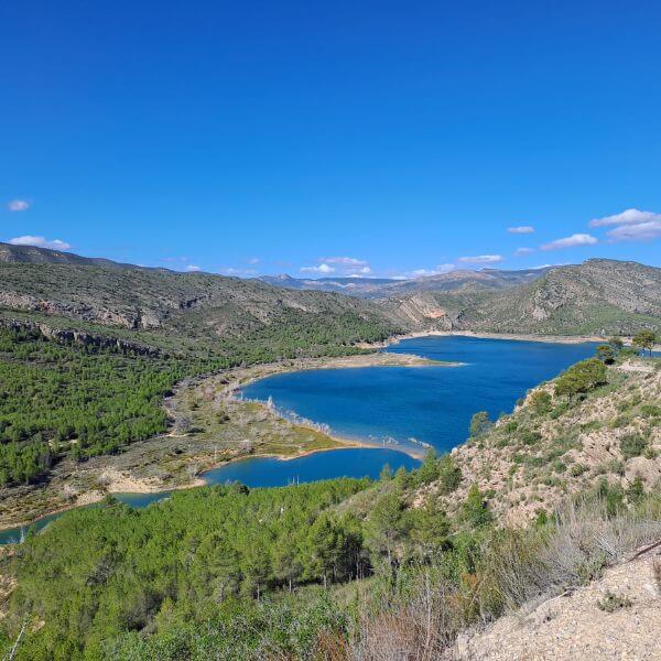 Sabine Tscharntke, Yoga macht gluecklich, Loriguilla