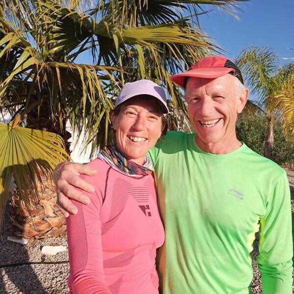 sabine tscharntke, yogamachtgluecklich, Heinz und Sabine vor Palme