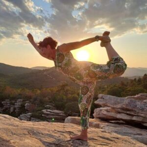Sabine Natarajasana am el Garbi 600x600